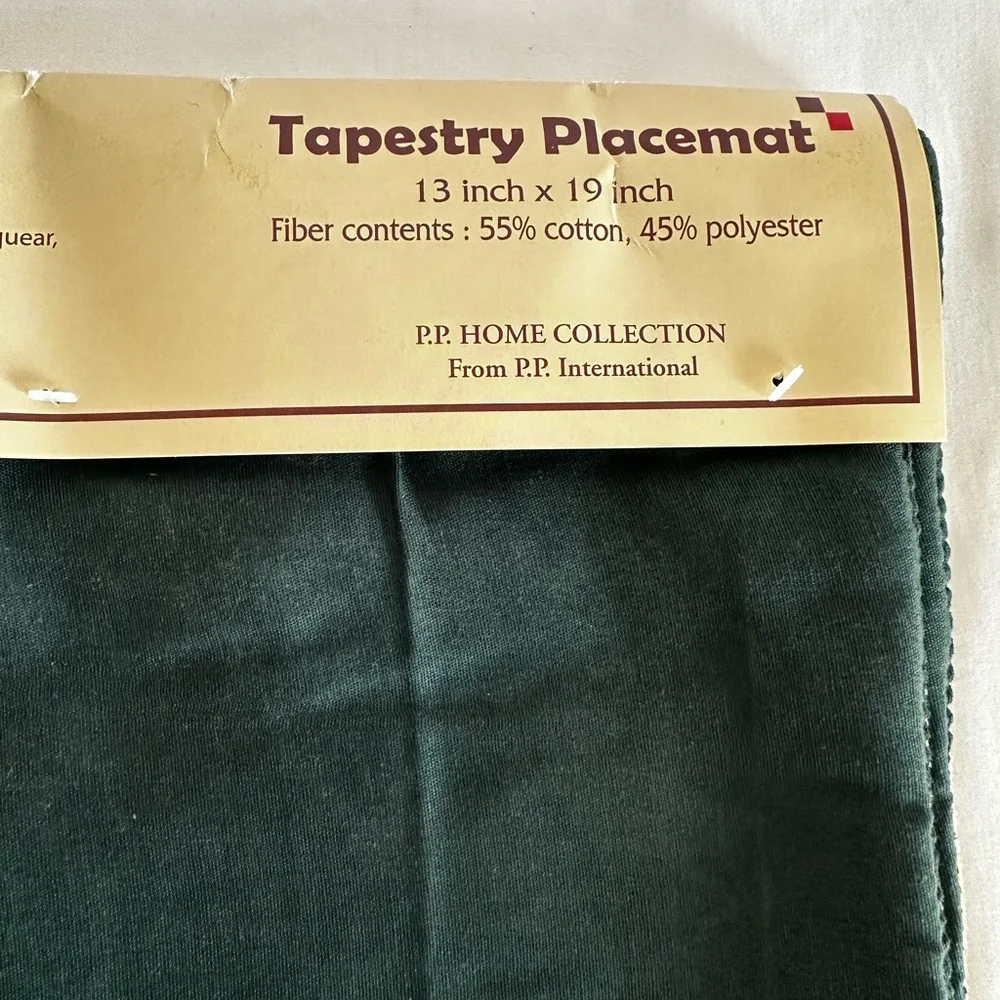 Tapestry Placemat Set - Apple Design